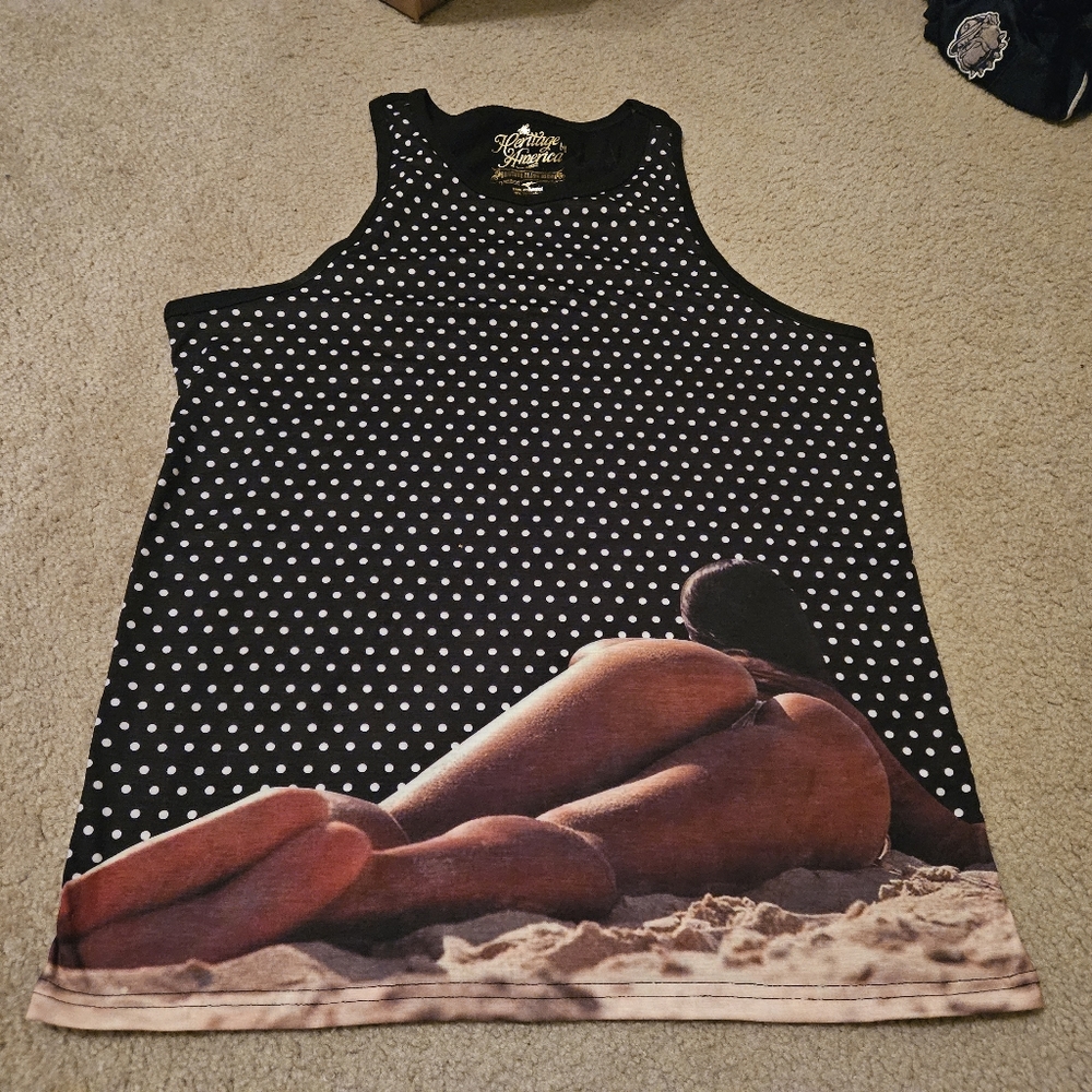 Heritage by America Graphic Tank Top M Girl Butt Bikini Polka Dot Black White. 